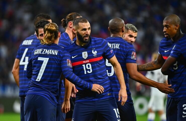 Antoine Griezmann dan Karim Benzema tampil bagus saat timnas Prancis mengalahkan Finlandia.