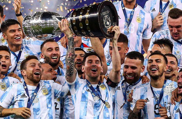 Italia akan Melawan Argentina di Sebuah Laga Spesial (@brfootball)