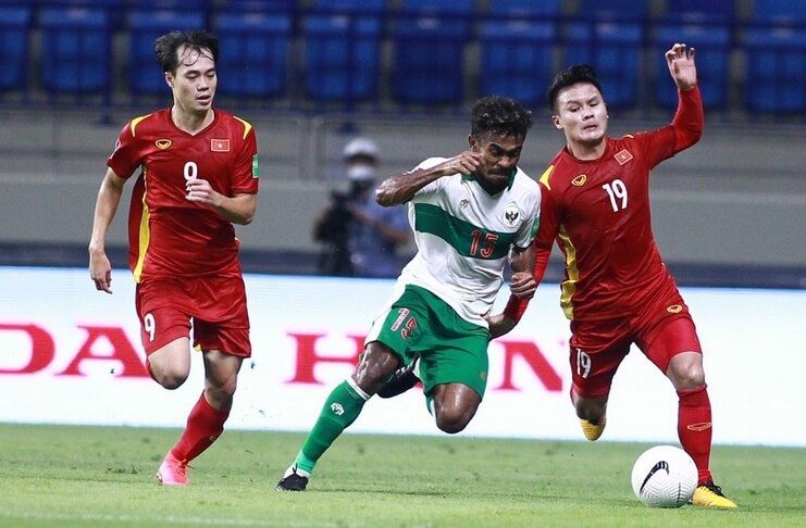 Kurniawan Dwi Yulianto menyebut timnas Indonesia rugi segrup dengan Vietnam di Piala AFF 2020.