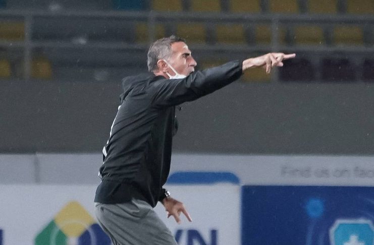 Angelo Alessio: Saya Bukan Tipe Pelatih yang Tangisi Kekalahan, Tapi Wasit Tidak Fair!