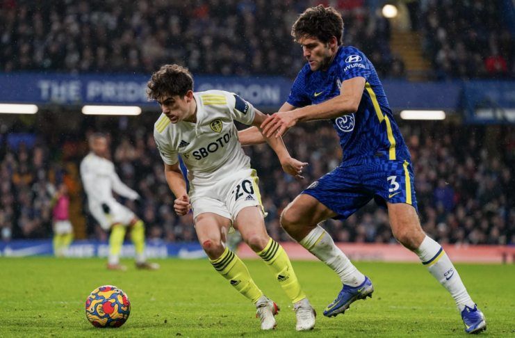 Chelsea vs Leeds United Liga Inggris, Marcos Alonso vs Daniel James - Twitter @LUFC