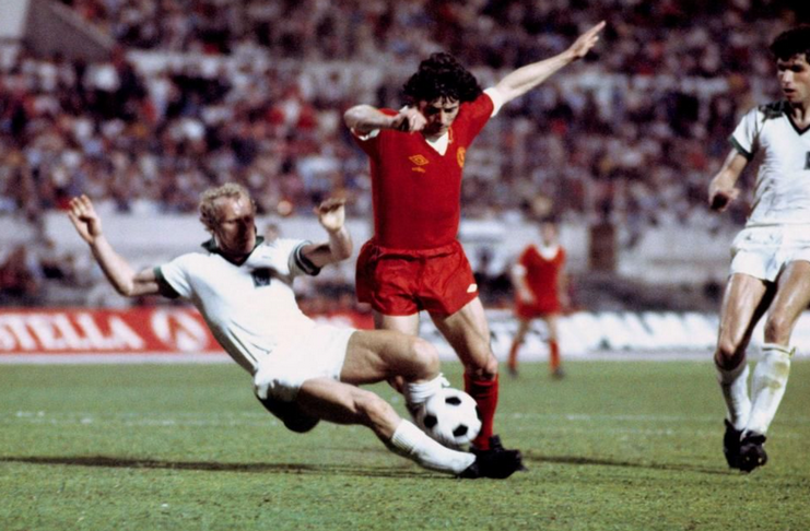 Nostalgia Hari Ini: Liverpool Permalukan Kevin Keegan dkk 