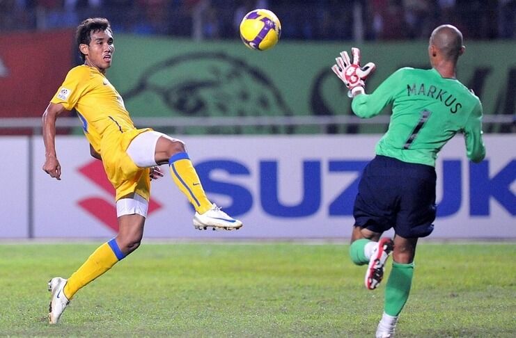 Teerasil Dangda sudah mengemas 15 gol pada 3 partisipasi di Piala AFF dari 2008 hingga 2016.