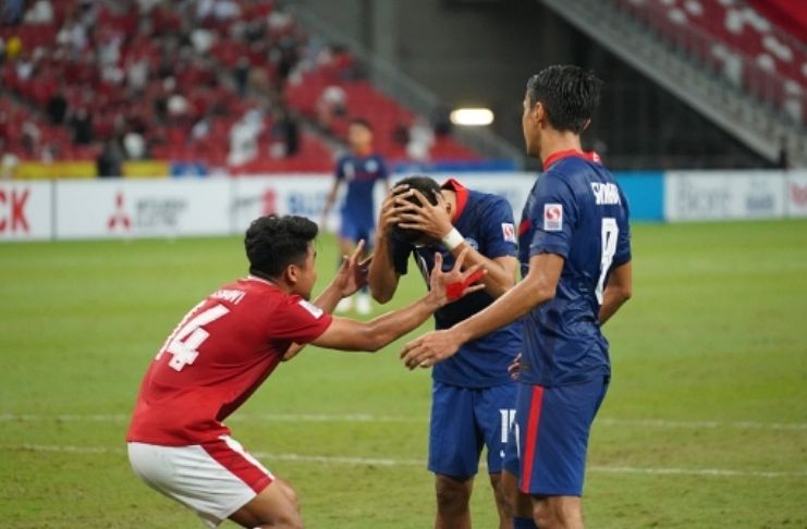 Timnas Indonesia vs Singapura, Asnawi Mangkualam vs Faris Ramli, Piala AFF 2020 - Xsportsnews