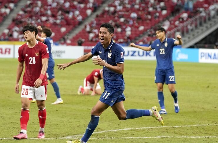 Thailand unggul segalanya atas Indonesia pada leg I final Piala AFF 2020.