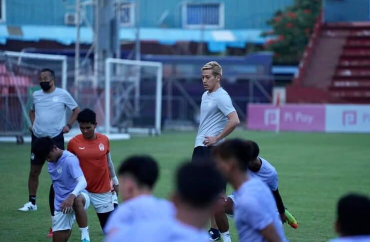 Keisuke Honda memimpin latihan jelang Piala AFF U-23.