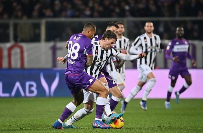 Fiorentina vs Juventus Gol Bunuh Diri Menangkan I Bianconeri (@Squawka)