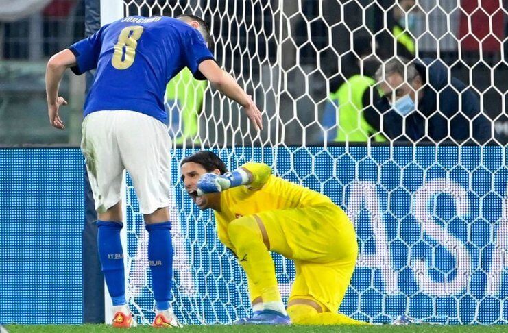 Jorginho dua kali gagal menaklukkan Yann Sommer dari titik penalti dan membuat Italia hanya imbang dengan Swiss.