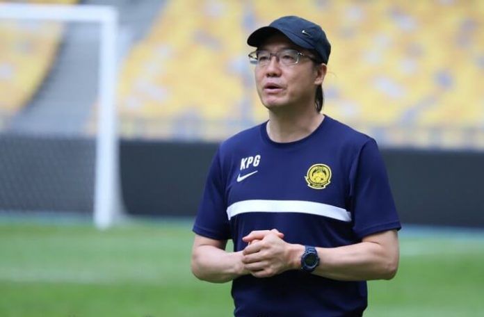Kim Pan-gon menilai timnas Malaysia seharusnya mampu juara Piala AFF 2020.