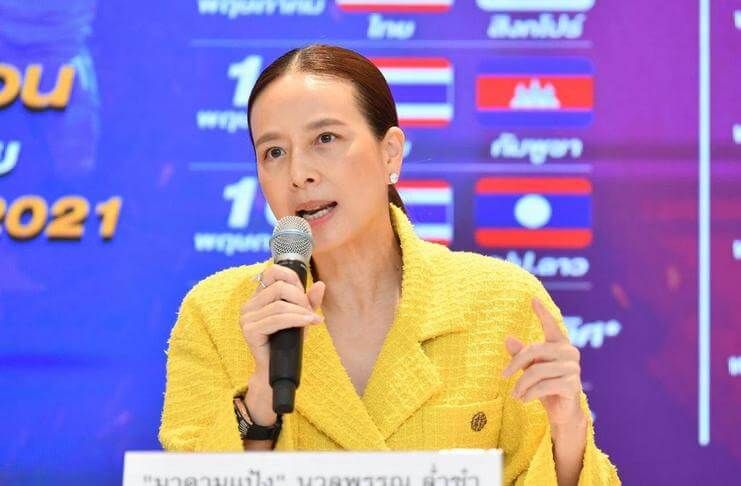 Madam Pang akan melobi lagi para petinggi Chonburi agar melepas para pemainnya ke SEA Games XXXI.