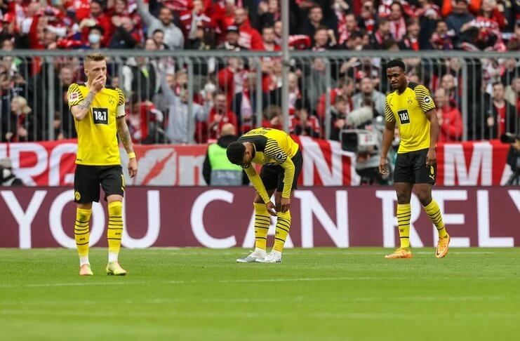Marco Reus menilai Borussia Dotmund terlalu tak konsisten pada musim ini.