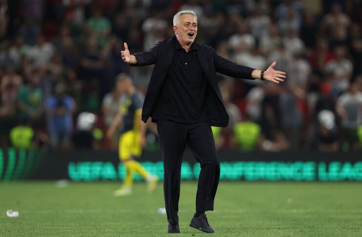Juara Conference League, Jose Mourinho Ciptakan Banyak Rekor 2 (@iF2is)