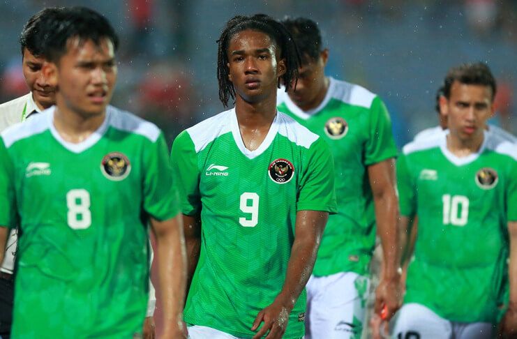 Timnas U-23 Indonesia dinilai tak mampu menghadapi tekanan ribuan suporter Vietnam.