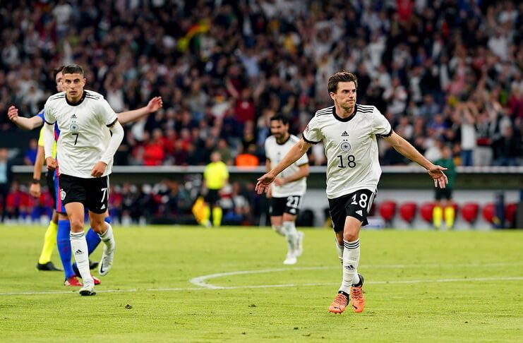 Jerman vs Inggris Penalti Kane Buyarkan Kemenangan Die Mannschaft - Jonas Hofmann (@iF2is)