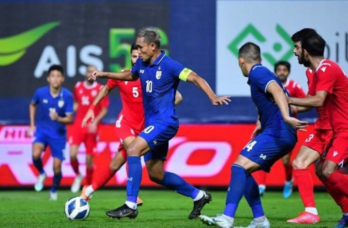 Serangan cepat timnas Thailand membuat takjub Helio Sousa yang melatih timnas Bahrain.