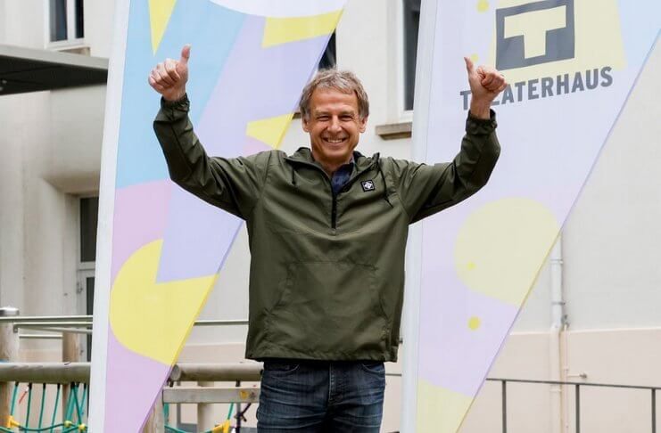 Juergen Klinsmann optimistis Antonio Conte akan membawa Tottenham Hotspur juara.