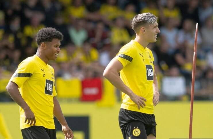 Pemain-pemain baru Dortmund dinilai Thomas Meunier punya daya juang tinggi.