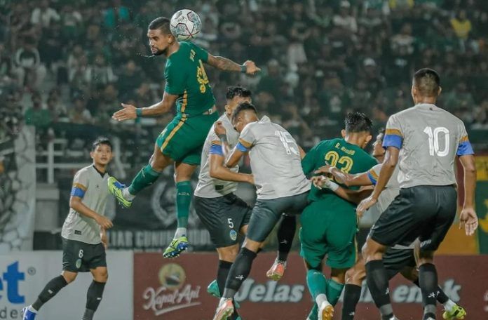 Pemain Asing Persebaya Sempat Demam Panggung