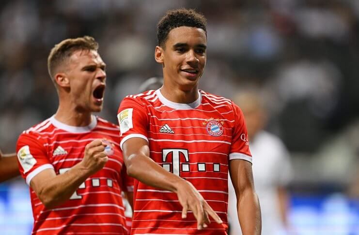 Bayern Munich Bantai Eintracht Frankfurt 6-1, Joshua Kimmich Masih Kecewa - Jamal Musiala (@FCBayernEN)