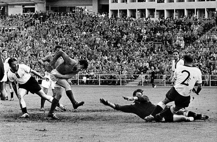 Just Fontaine mencetak 13 gol di Piala Dunia 1958.