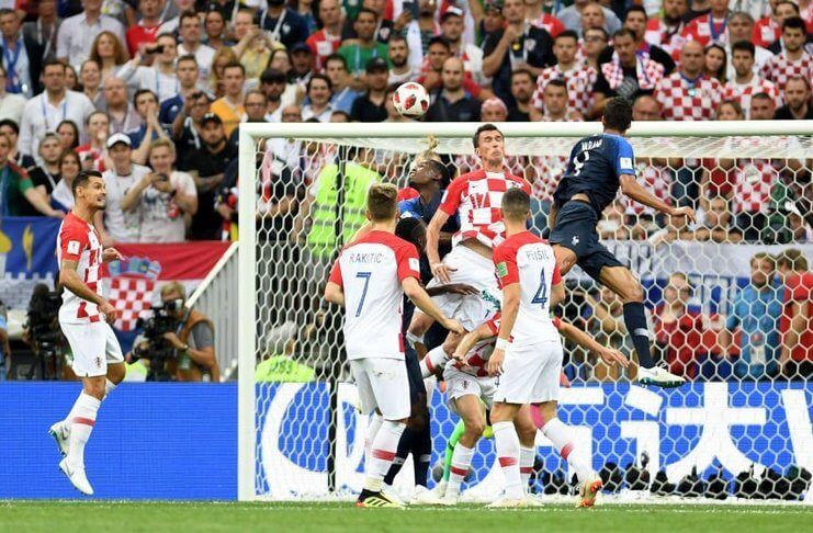 Mario Mandzukic tercatat di fakta Piala Dunia sebagai pencetak gol bunuh diri pertama di final.