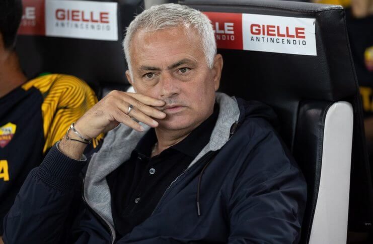 AS Roma Dibantai Udinese, Jose Mourinho Minta Para Pemain Segera Move On (@LiveScore)