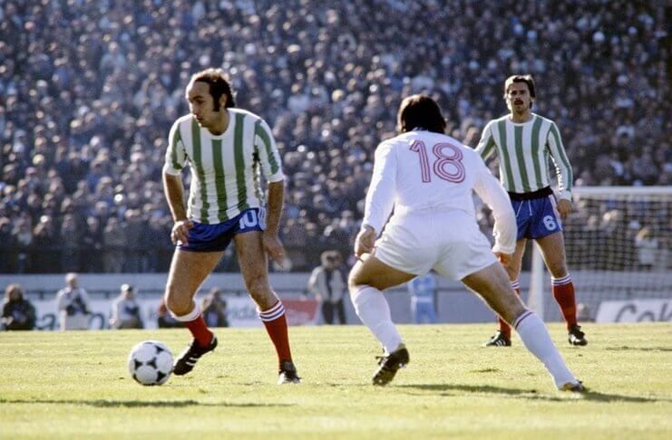 Claude Papi tercatat dalam fakta Piala Dunia sebagai salah satu pemain yang tampil kurang dari 90 menit bagi Prancis pada 1978.
