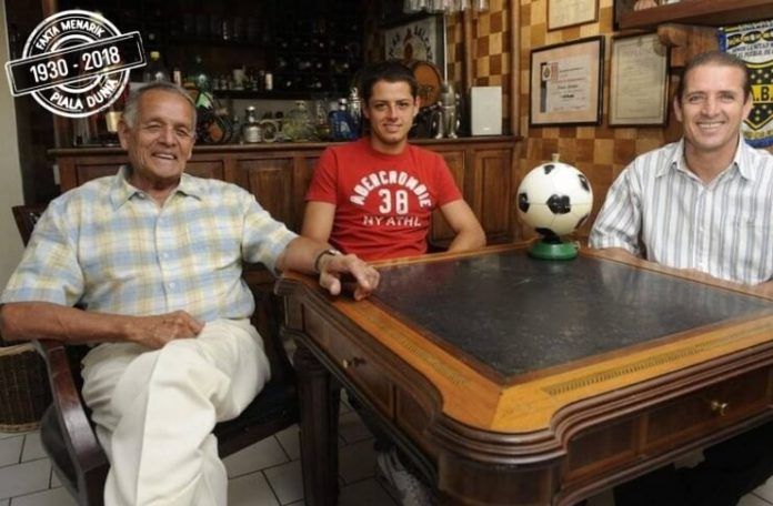 Keluarga Chicharito punya catatan unik dalam fakta Piala Dunia.
