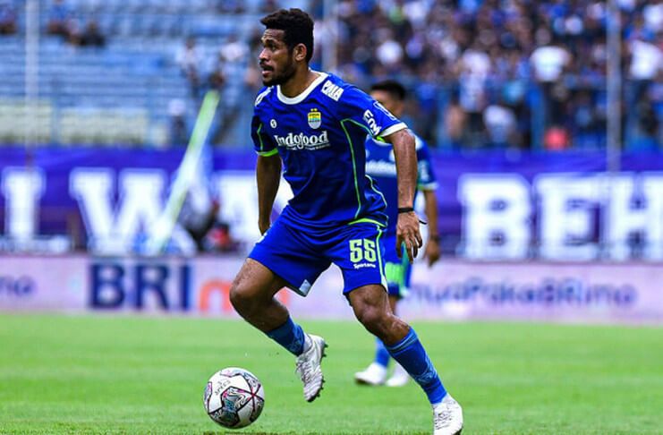 Ricky Kambuaya bermain apik saat Persib Bandung mengalahkan RANS Nusantara FC.