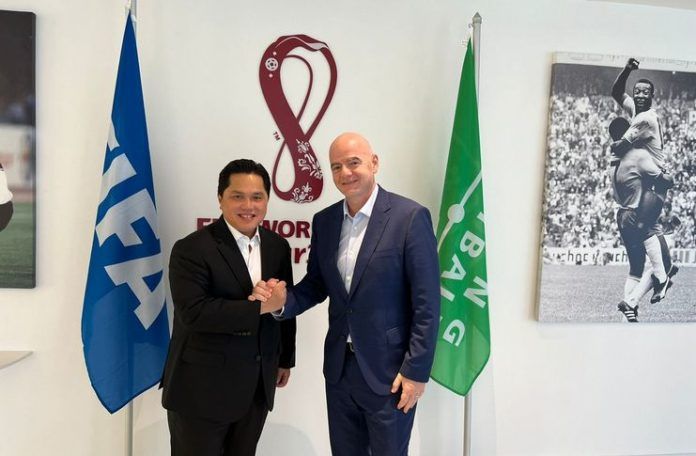 Menteri BUMN Erick Thohir dan Presiden FIFA Gianni Infantino