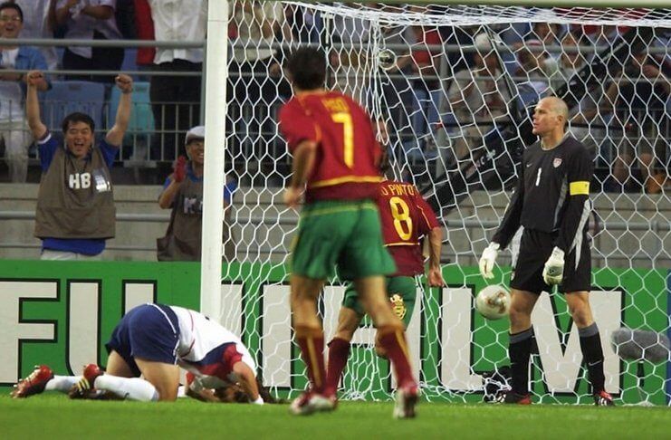 Jeff Agoos mencetak gol bunuh diri pada laga AS vs Portugal yang unik dalam catatan fakta Piala Dunia.