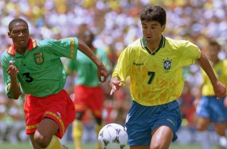 Rigobert Song masuk catatan fakta Piala Dunia pada 1994 karena kartu merah setelah menekel Bebeto.