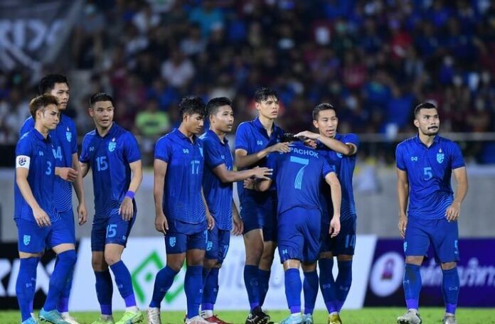 Alexandre Polking sudah mengumumkan 75 pemain yang masuk tim bayangan timnas Thailand untuk Piala AFF 2022.