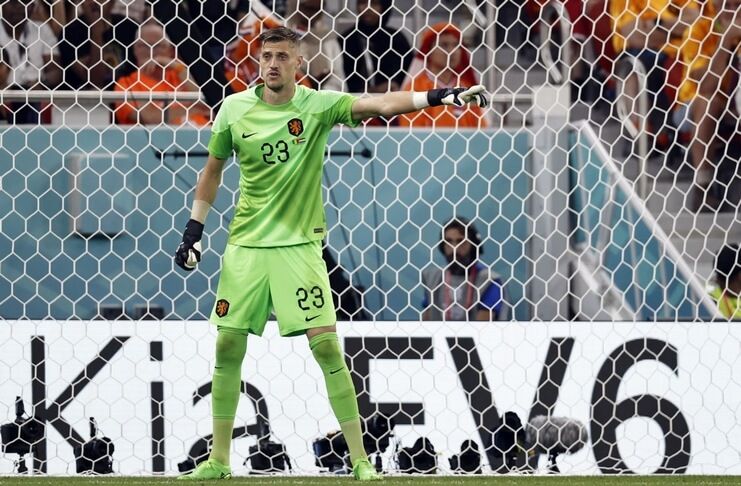 Andries Noppert jadi pemain Belanda kedua yang menjalani debut di Piala Dunia.