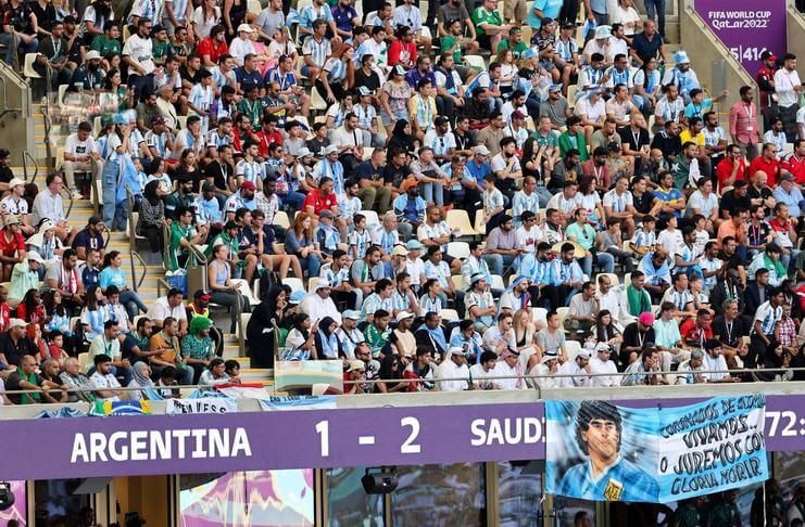 Arab Saudi membuat kejutan besar di Piala Dunia 2022 dengan menaklukkan Argentina.