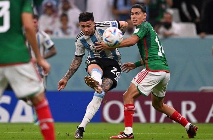 Enzo Fernandez mencetak gol pada laga Argentina vs Meksiko berkat assist Lionel Messi.