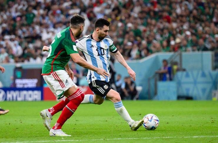 Lionel Messi membuka gol pada laga Argentina vs Meksiko.