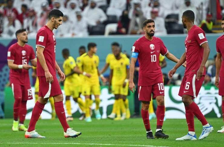 Qatar jadi tuan rumah pertama yang kalah pada laga pertama di Piala Dunia.