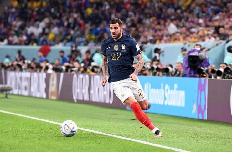 Theo Hernandez masuk menggantikan Lucas Hernandez pada laga Prancis vs Australia.