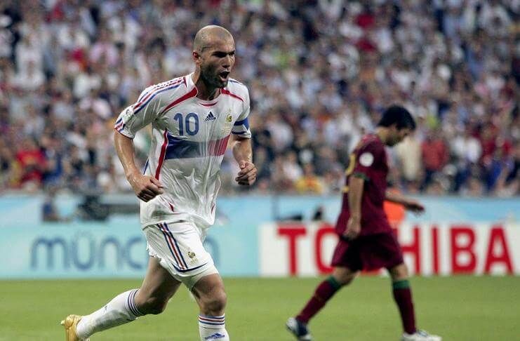 Zinedine Zidane didaulat sebagai pemain terbaik Piala Dunia 2006.