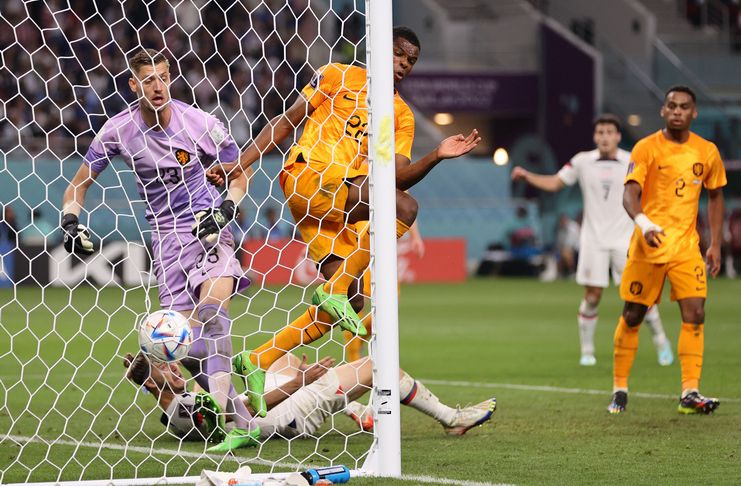 Belanda vs AS - Denzel Dumfries - Piala Dunia 2022 - Sportbible