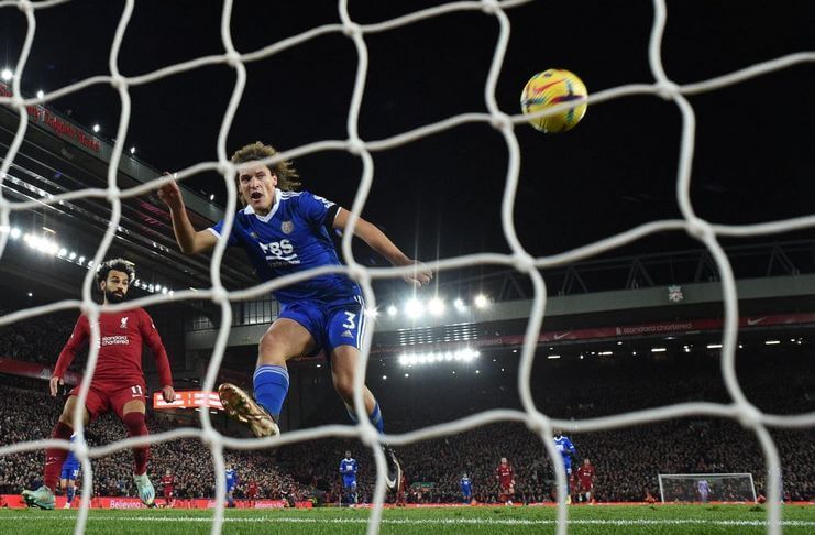 Dua Gol Bunuh Diri Konyol Bek Leicester Menangkan Liverpool (@ESPNStatInfo)