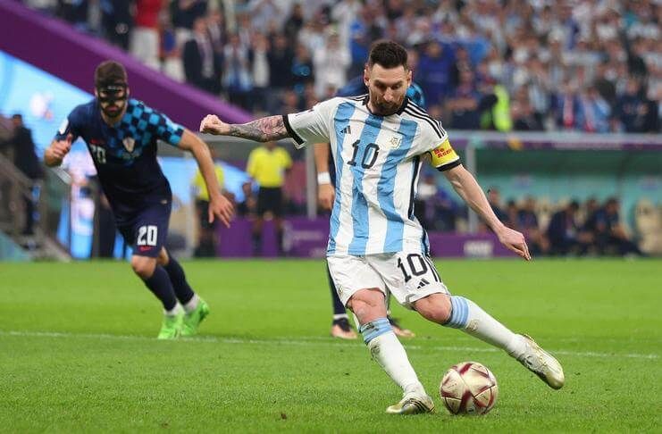 Lionel Messi membuat catatan unik dengan penalti yang dieksekusinya di Piala Dunia 2022.