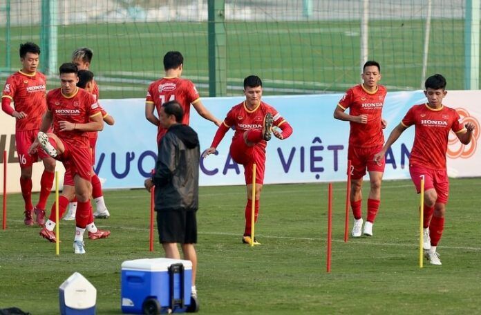 Nguyen Quang Hai sudah mulai berlatih bersama timnas Vietnam.