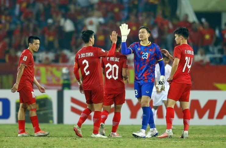 Dang Van Lam jadi kiper pertama yang tak kebobolan dalam 5 laga beruntun di Piala AFF.