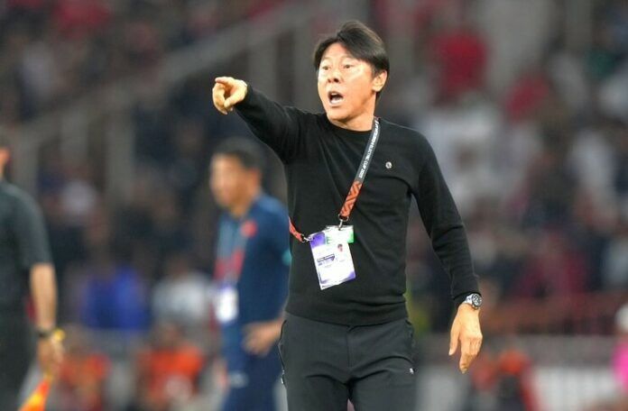 Shin Tae-yong tak harus dipertahankan PSSI untuk menangani timnas Indonesia.