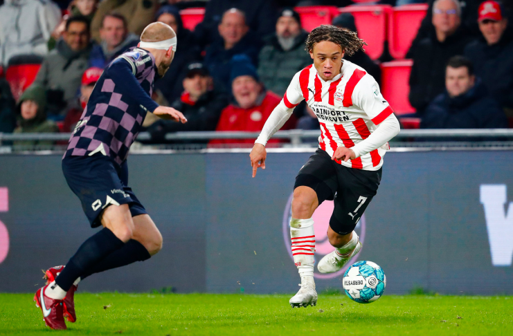 Xavi Simons - Ruud van Nistelrooy - PSV Eindhoven - bd. nl