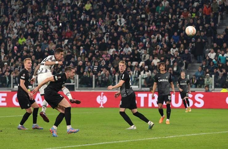 Angel Di Maria memecah kebuntuan pada laga Juventus vs Freiburg.