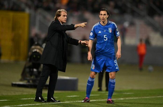 Italia Kalahkan Malta 2-0, Roberto Mancini Kurang Puas - Matteo Darmian (@Azzurri_En) (1)