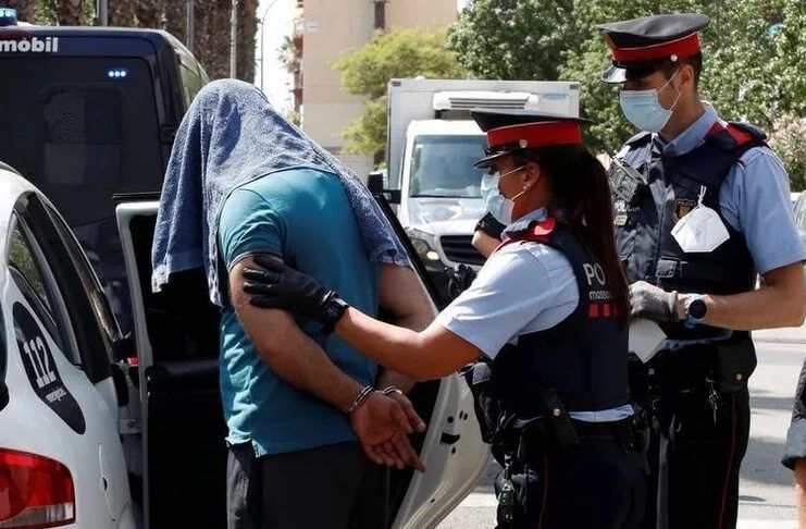 Pegawai hotel yang menghina timnas Maroko telah diamankan oleh kepolisian Spanyol.